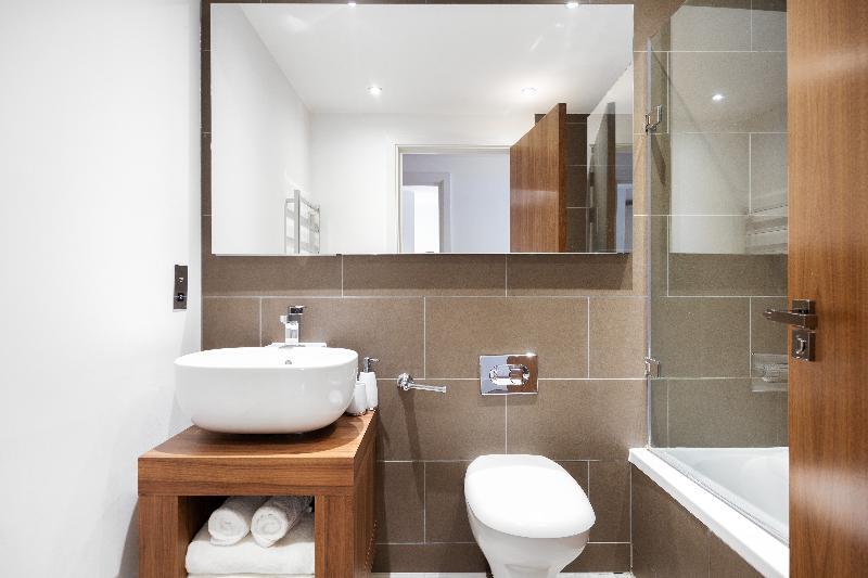 Hotel One Commercial Street 5*